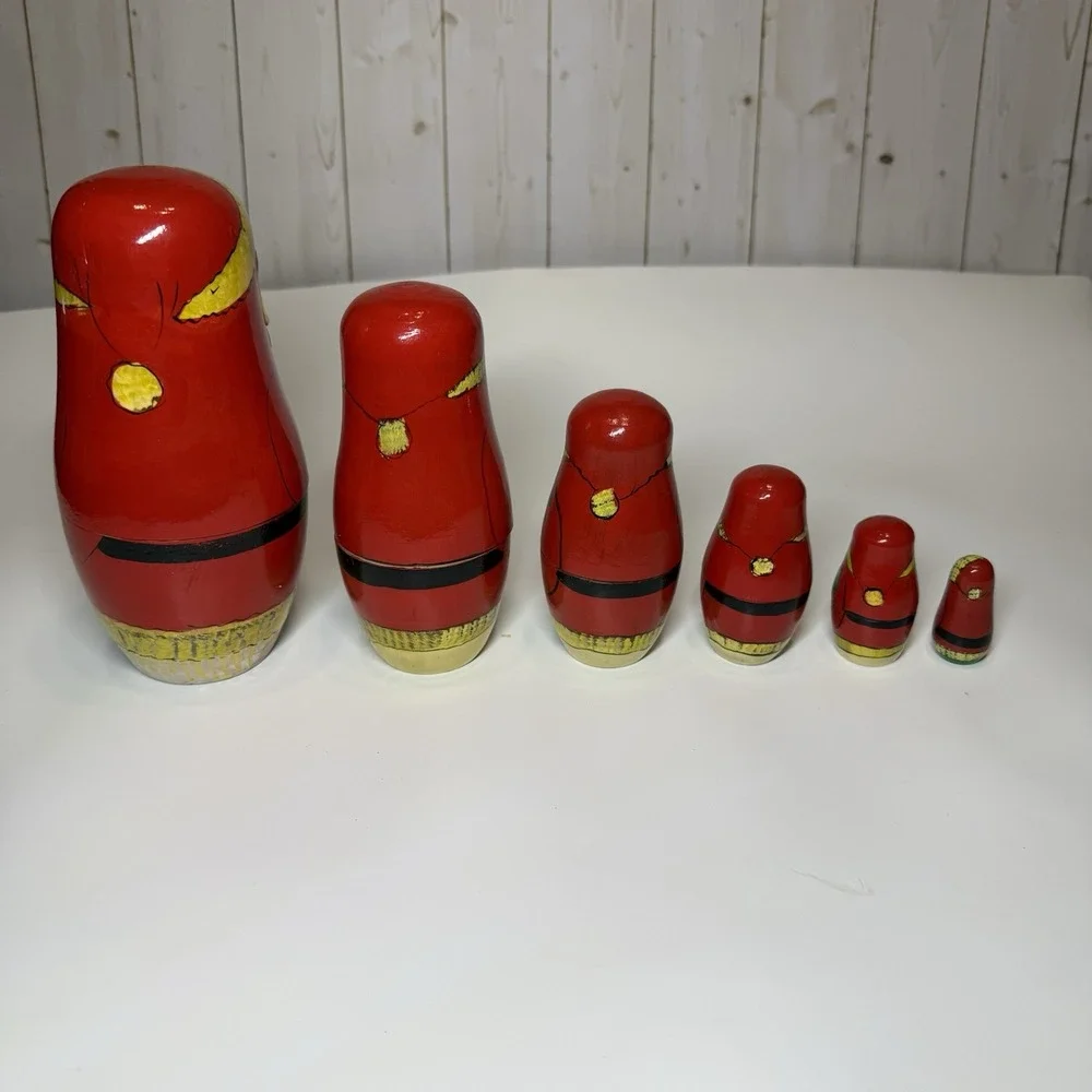 Vintage Santa Russian Matryoshka Wooden Nesting Dolls Set of 6 Has Paint Chips